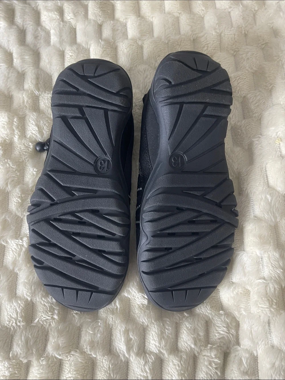 N/A lightweight black